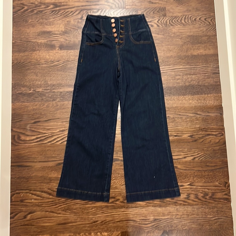 Dark wash cropped wide leg jeans